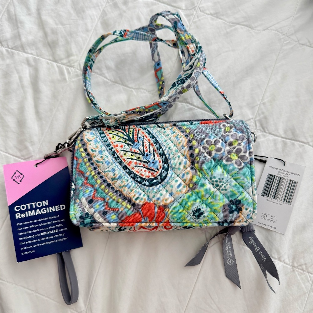 Vera Bradley All in One Crossbody RFID. - NWT